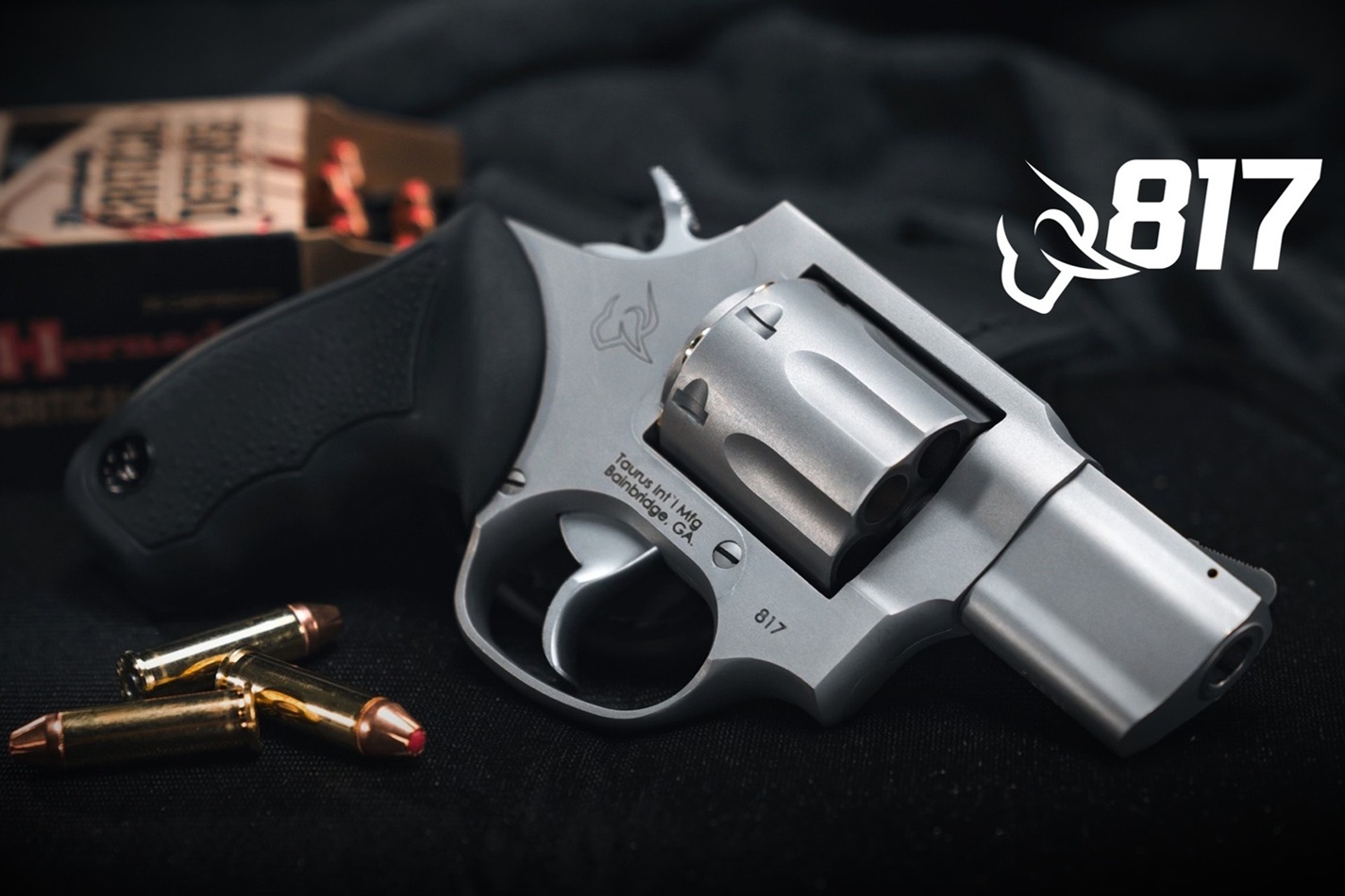 7x.38 - Taurus 817 revolver